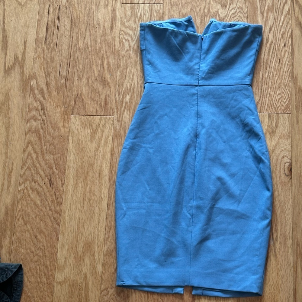 Elizabeth and James Baby Blue Strapless Pencil Dress Size 2 - Picture 4 of 4